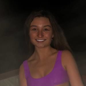 Meet your Posher, Julia